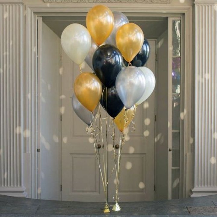 Фонтан шаров "Фаерворк" в Элисте