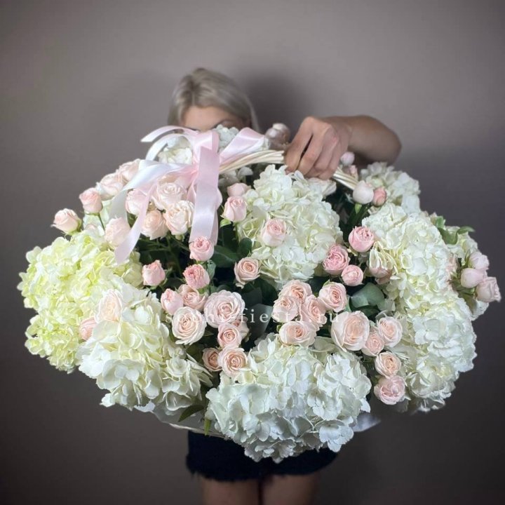 Корзина "Бонбина" в Элисте