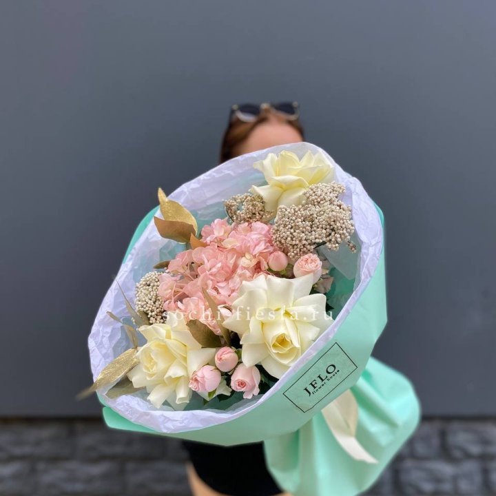 Букет "Белые ночи" в Элисте