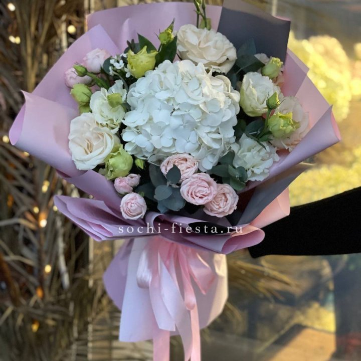 Букет с гортензией №3 в Элисте