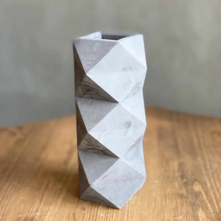 Дизайнерская ваза №1 в Элисте