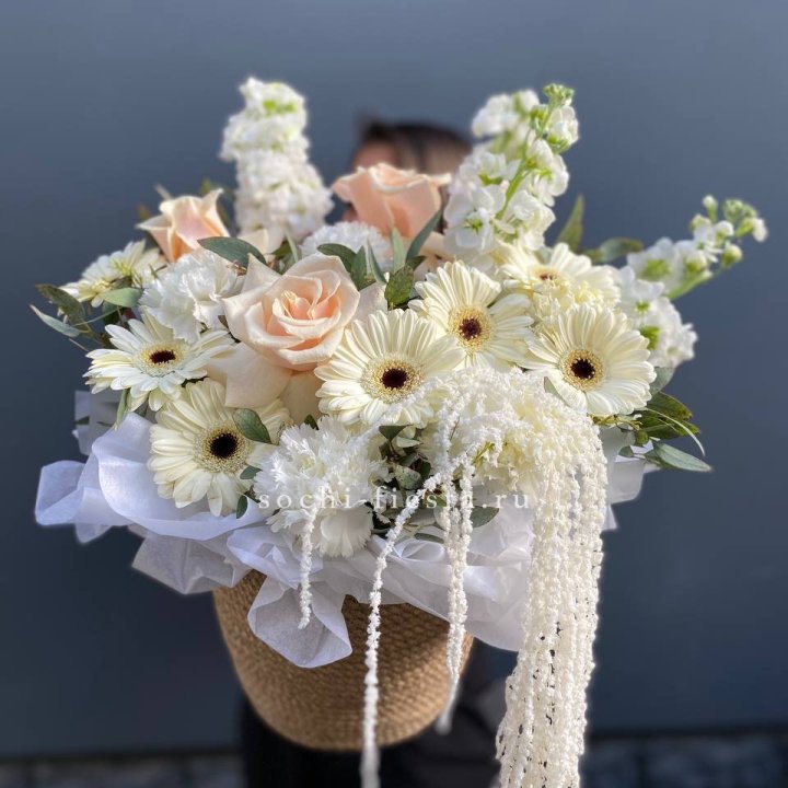 Цветы в джутовом кашпо "Валери" в Элисте