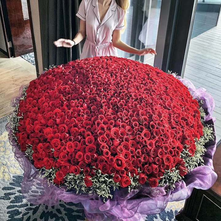 1001 роза в Элисте