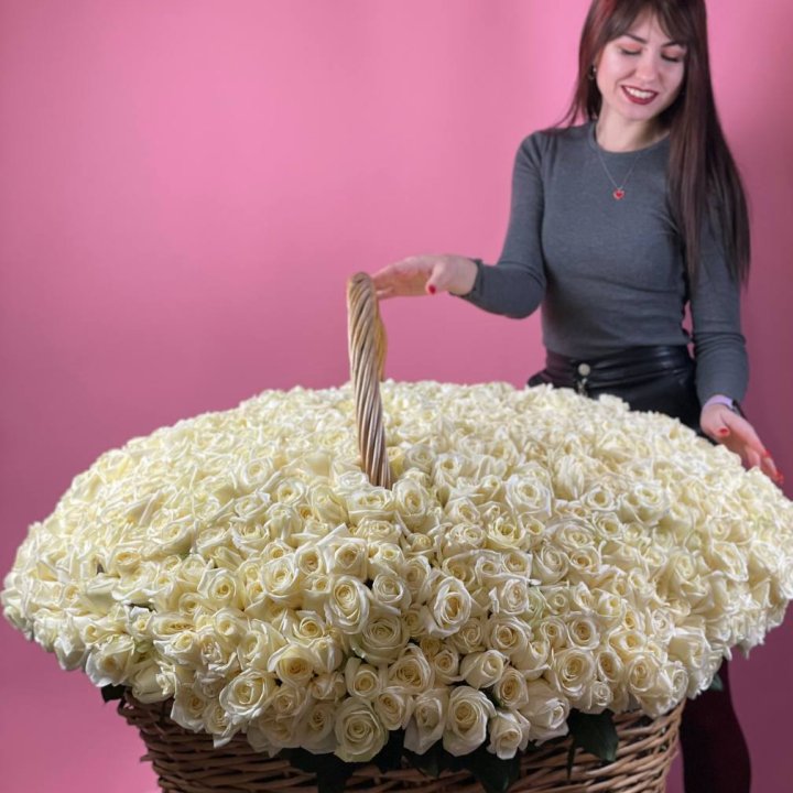 1001 белая роза в Элисте