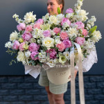 Заказать БОЛЬШИЕ БУКЕТЫ в Элисте с доставкой и по самым низким ценам