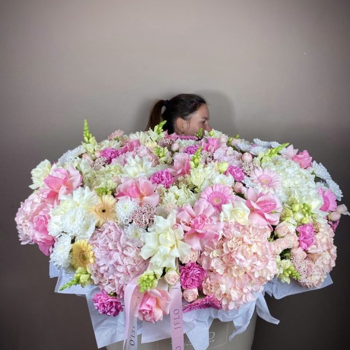 Корзина цветов «Рандеву» в Элисте