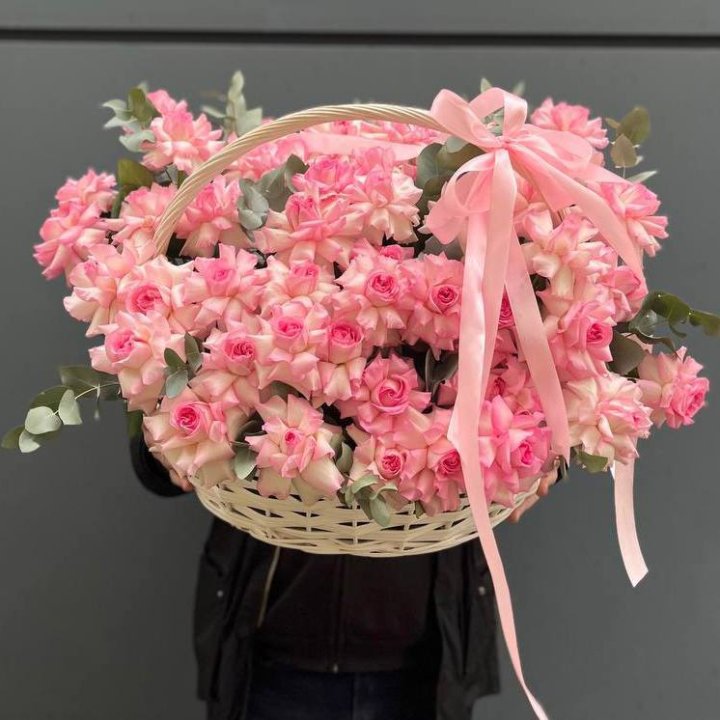 51 розовая роза в корзине в Элисте