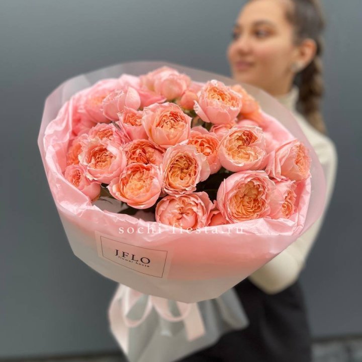 Букет из пионовидных роз Джульетта в Элисте