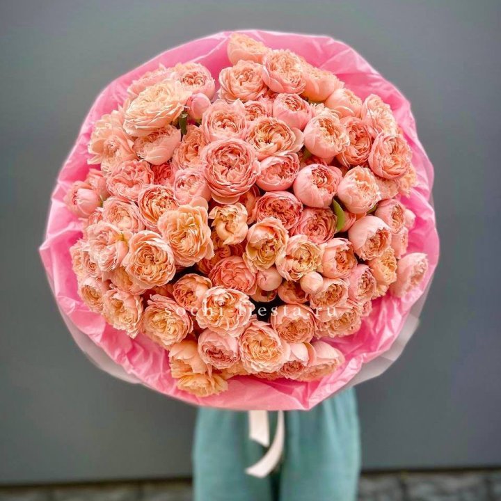 Букет кустовых пионовидных роз Джульетта "Принцесса" в Элисте