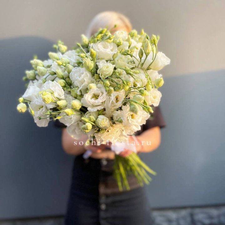 Букет эустом под ленту  в Элисте