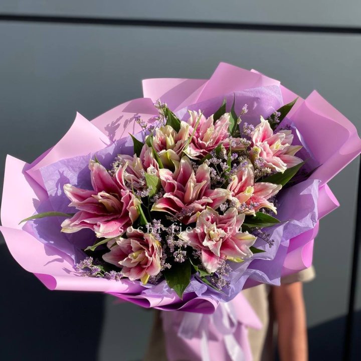 Букет пионовидных лилий №4 в Элисте