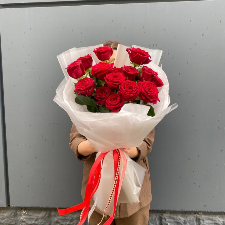 15 высоких роз  в Элисте