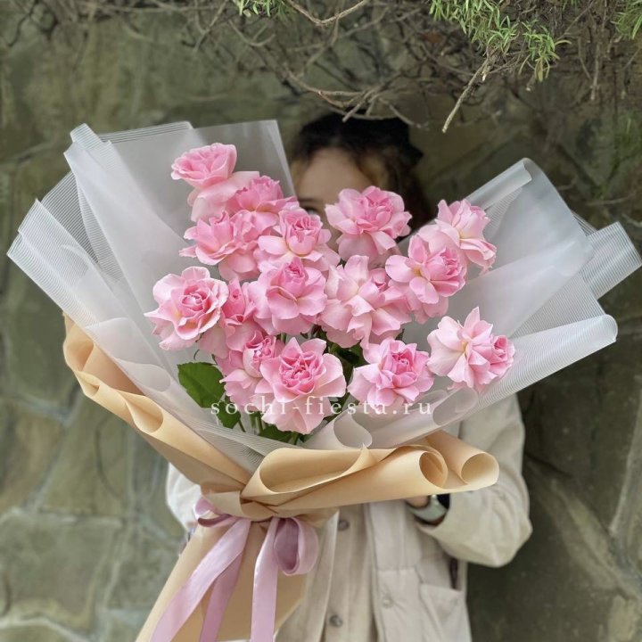 Букет из 15 французских роз Пинк дрим в Элисте