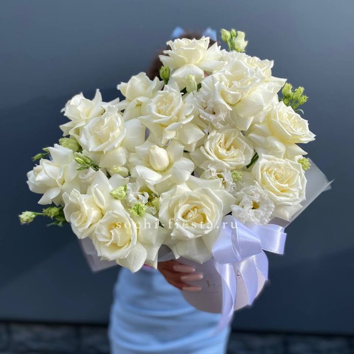 Коробка с цветами "Свен" в Элисте