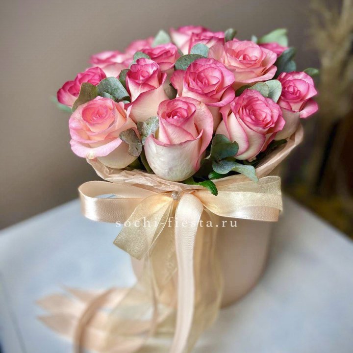 19 Роз Джумилия в коробке в Элисте