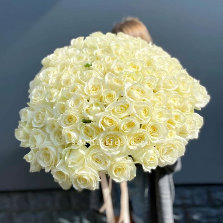 Букет  из 101 белой розы  в Элисте