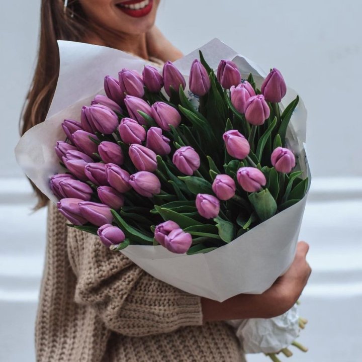 39 сиреневых тюльпанов в Элисте