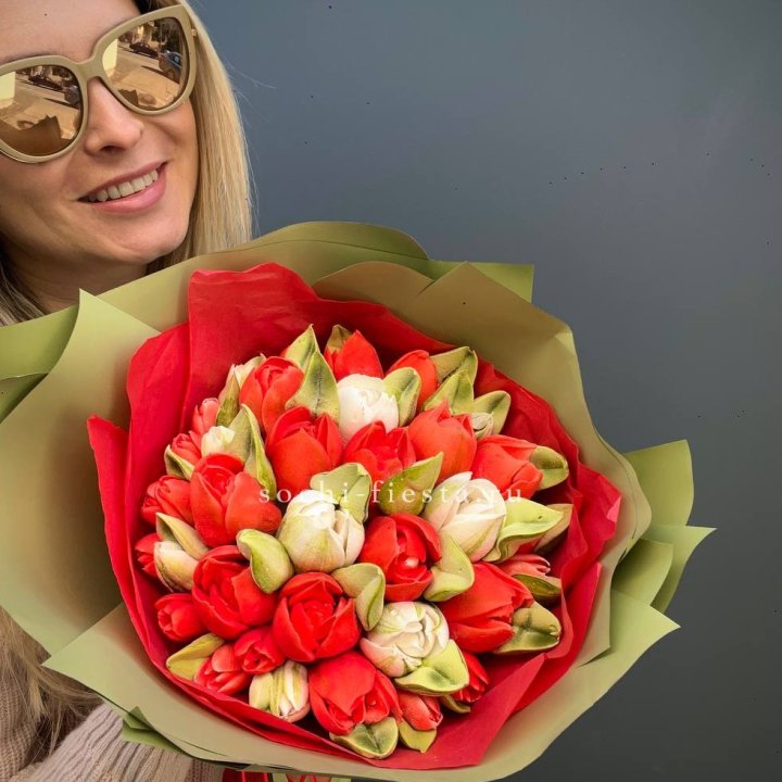 Зефирный букет из тюльпанов с доставкой в Элисте